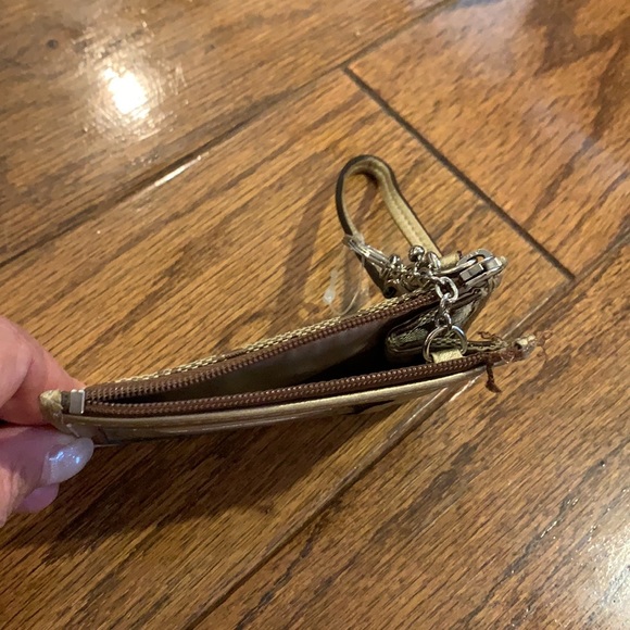 Coach ID Case - Picture 3 of 3